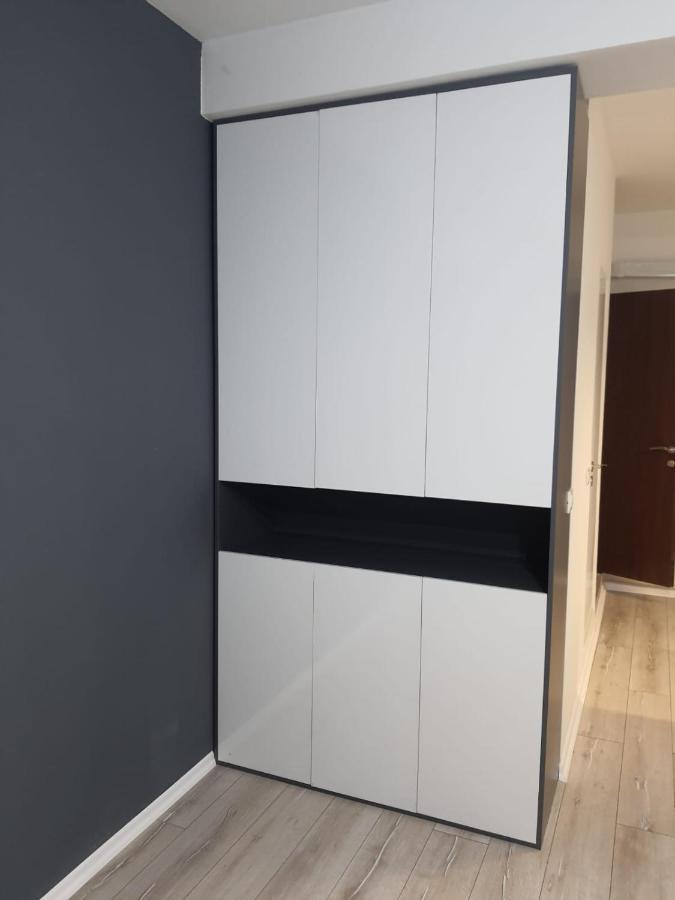 Modern Apartment Korca 2 Exterior photo