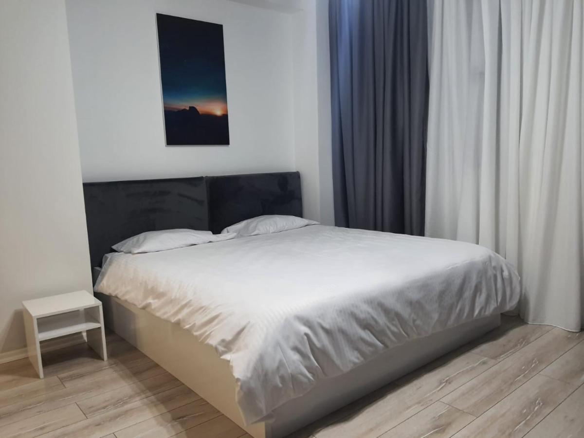 Modern Apartment Korca 2 Exterior photo